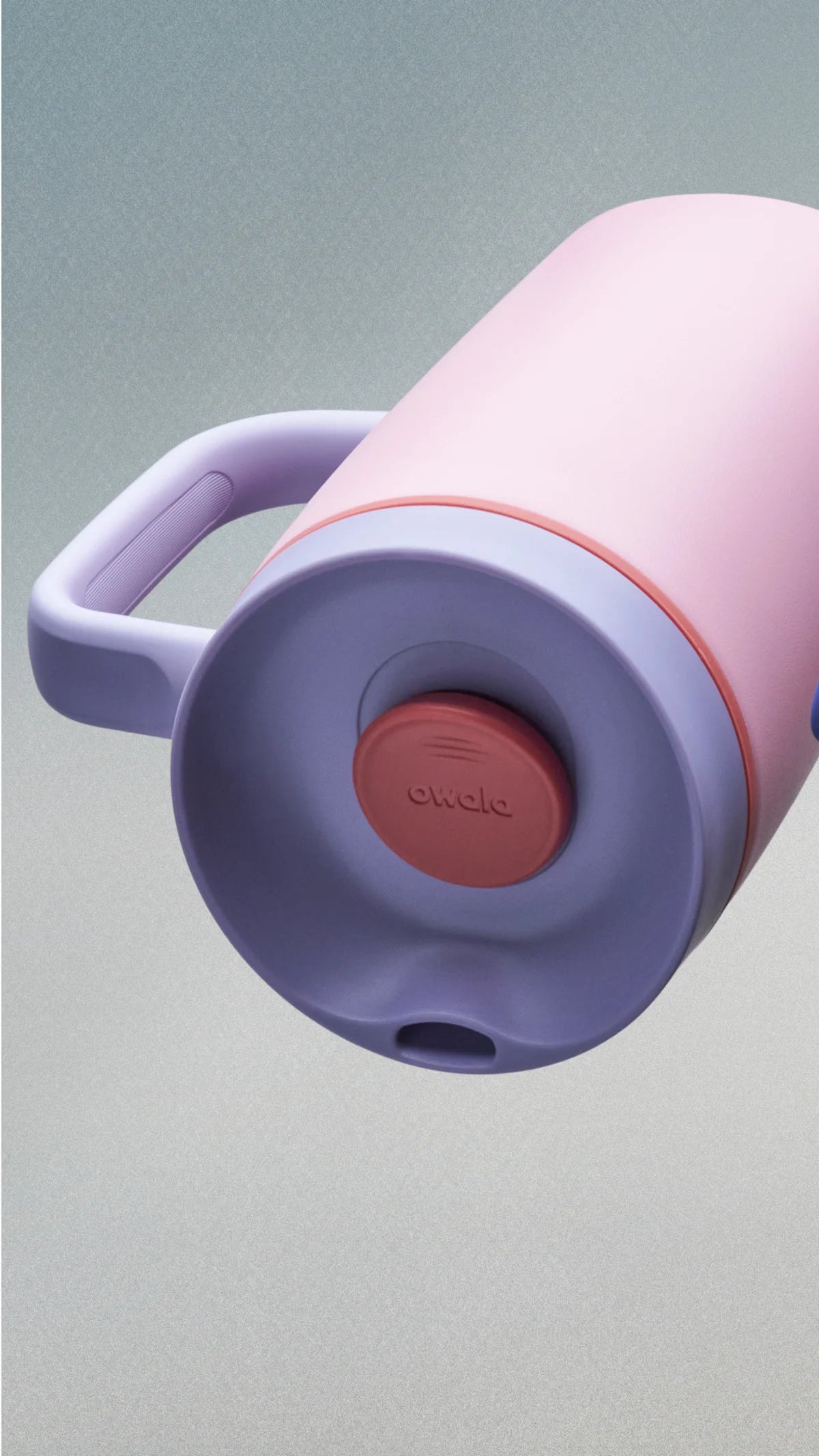 SmoothSip Slider with Handle lifestyle photo 5